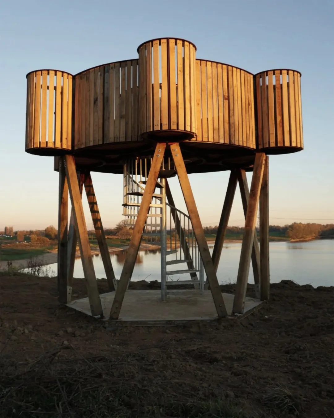 Panorama Fibula, kunstwerk van Heidi Linck in Loowaard, Duiven
